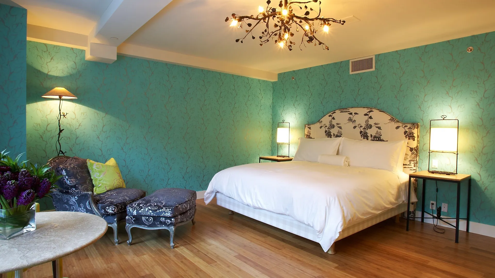 The Ivy At Verity 5*, Toronto